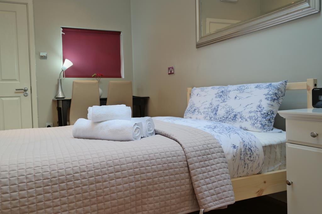 London Malvern Road Rooms To Let Εξωτερικό φωτογραφία